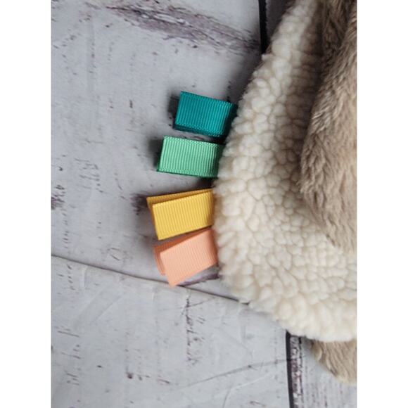 Itzy Ritzy Sloth Lovey Plush and Teether Toy w/ Ribbons And Crinkle - Picture 2 of 8